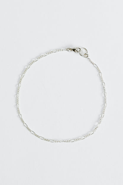 Dainty Figaro Chain Bracelet